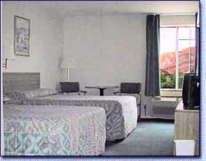 Moab Gateway Inn At Arches Nat'L Park Esterno foto